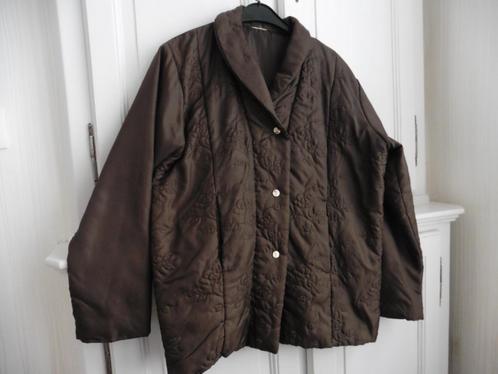 Mooi gevoerd bruin jack - T.42, Kleding | Dames, Jassen | Winter, Gedragen, Bruin, Ophalen of Verzenden