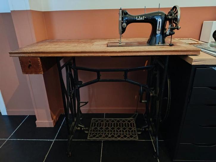 Oude naaimachine Watson met mooie details, Antiek en Kunst, Antiek | Naaimachines, Ophalen