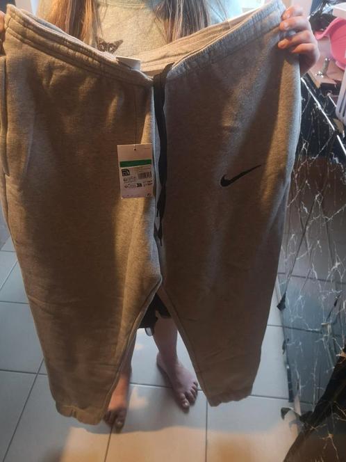 Pantalon taille xl Nike neuve, Kleding | Heren, Broeken en Pantalons, Nieuw, Ophalen
