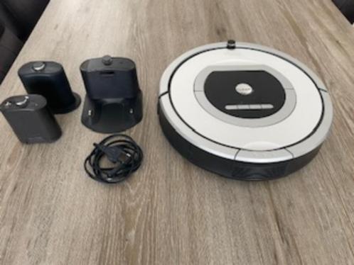 Robotstofzuiger Roomba 776 PET, Elektronische apparatuur, Stofzuigers, Gebruikt, Robotstofzuiger, Reservoir, Ophalen of Verzenden