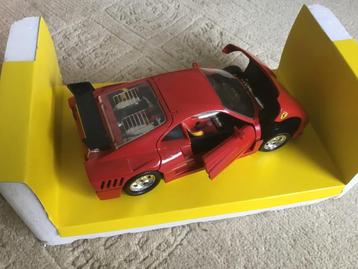 Revell - 1:18 - Ferrari GTO Evoluzione  beschikbaar voor biedingen