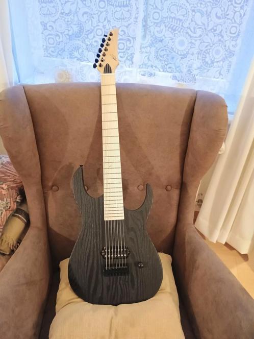 Custombuilt sandblasted ash 7 string, Muziek en Instrumenten, Snaarinstrumenten | Gitaren | Elektrisch, Gebruikt, Solid body, Ophalen of Verzenden