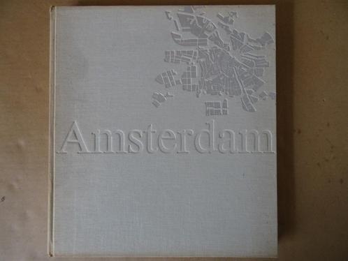 Gerrit Kouwenaar Amsterdam onze hoofdstad fotoboek Oorthuys, Boeken, Geschiedenis | Stad en Regio, Zo goed als nieuw, 20e eeuw of later