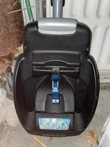 Base maxi cosi pour voiture 