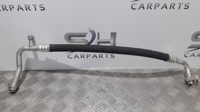 Tuyau clim d'un Mercedes CLA, Autos : Pièces & Accessoires, Autres pièces automobiles, Mercedes-Benz, Utilisé, 3 mois de garantie