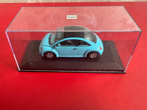 MINICHAMPS Pauls Model Art 1/43 Beetle cabrio blauw, Hobby en Vrije tijd, Modelauto's | 1:43, Zo goed als nieuw, Auto, MiniChamps