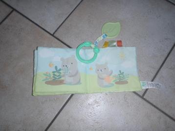 sensorisch boek voor baby's beschikbaar voor biedingen