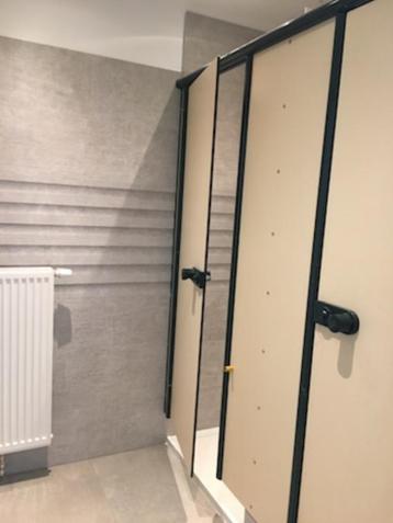 KAMER met officieel ADRES in GENT beschikbaar voor biedingen