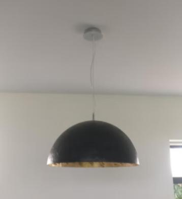 grote gezellige hanglamp beschikbaar voor biedingen
