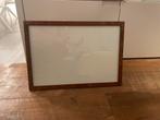 Groot fotokader in hout met mahonie motief en glas, Huis en Inrichting, Woonaccessoires | Lijsten, Ophalen of Verzenden, Zo goed als nieuw