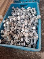 Bouten M 24, Ophalen