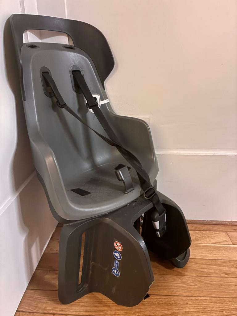 Bobike One - Urban Grey (1 an d’usage), Vélos & Vélomoteurs, Accessoires vélo | Sièges de vélo, Utilisé, Siège arrière, Enlèvement