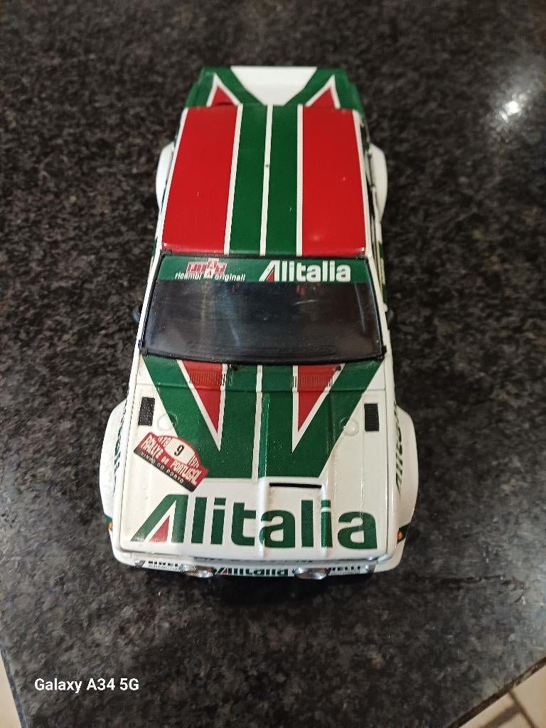 Miniature fiat 131 abarth 1/18, Enlèvement, Utilisé, Voiture, Kyosho