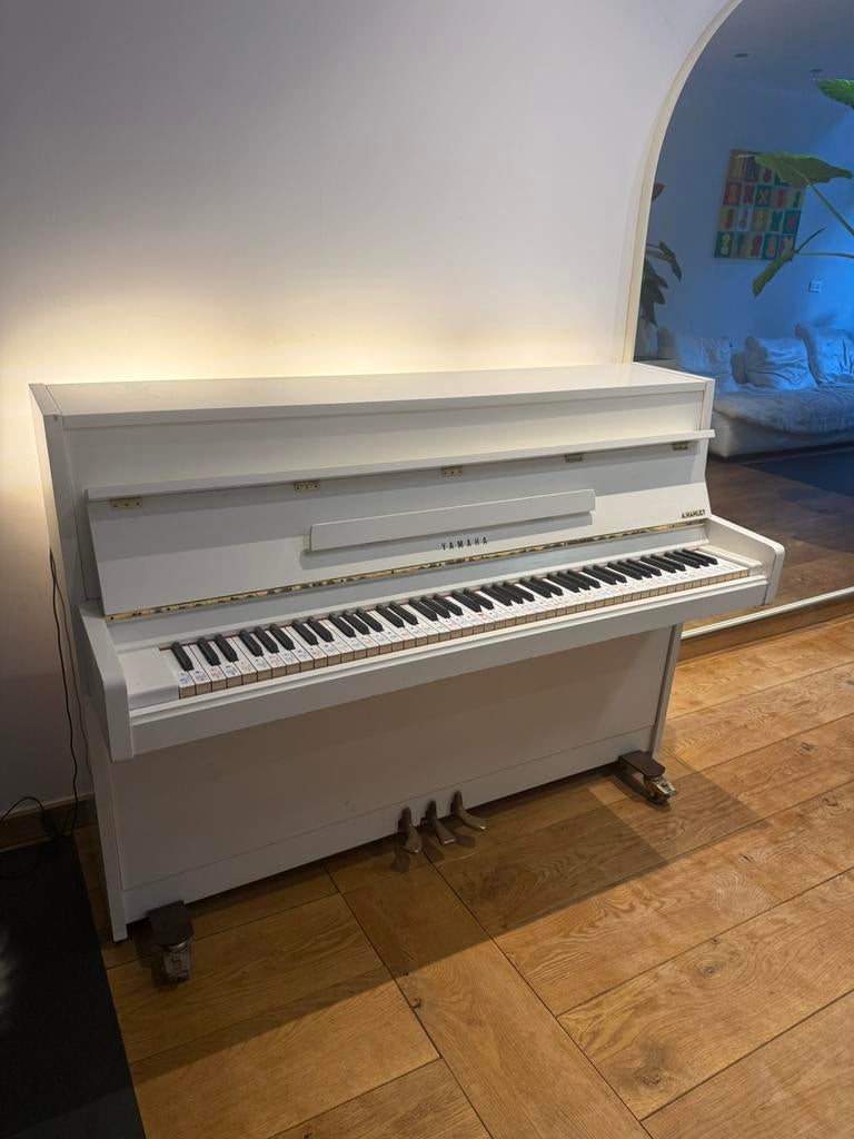 Piano Yamaha B1 blanc, Musique & Instruments, Pianos, Enlèvement, Comme neuf, Blanc, Piano