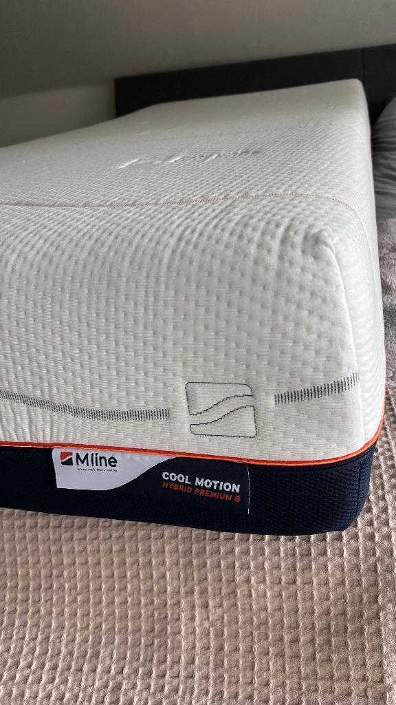 Matras 1pers M Line Cool Motion 8, Huis en Inrichting, Slaapkamer | Matrassen en Bedbodems, 90 cm, Eenpersoons, 210 cm, Nieuw