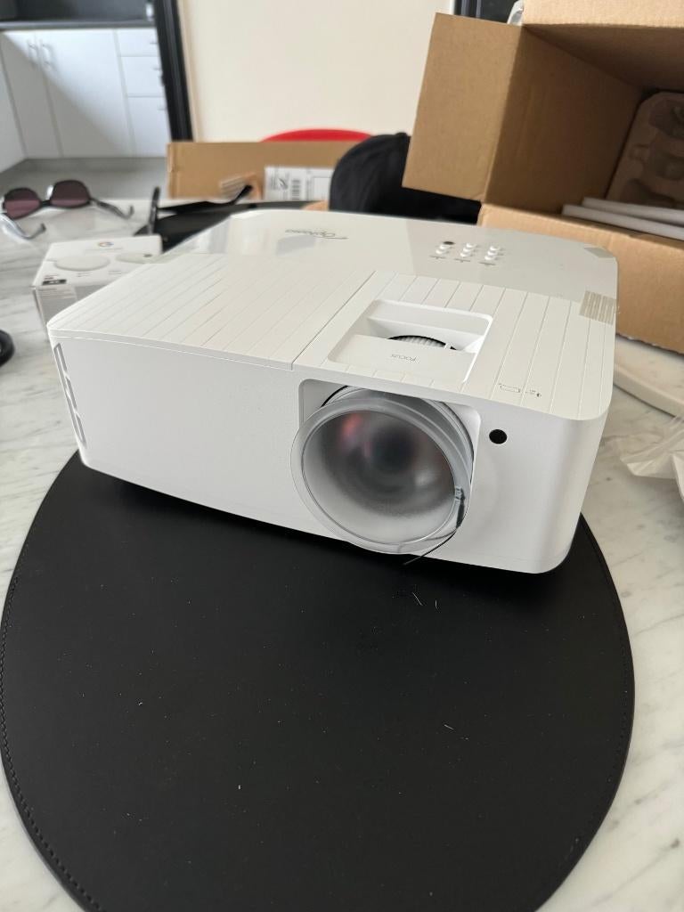 Optoma beamer UHD35STX Short throw, Ophalen, Zo goed als nieuw, Optoma, DLP