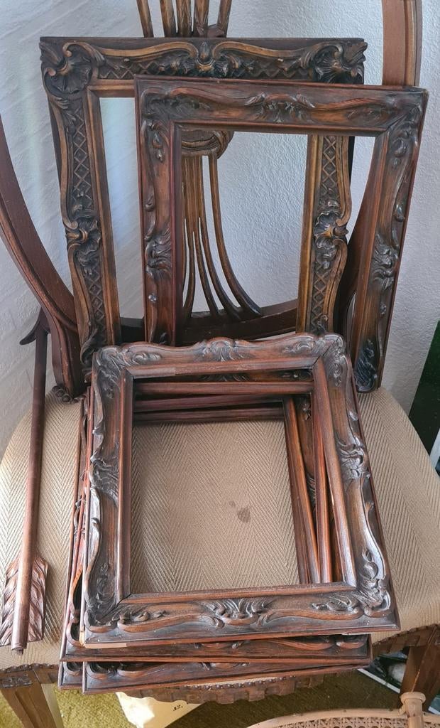 6 cadres en bois sculpté main, Antiquités & Art, Enlèvement