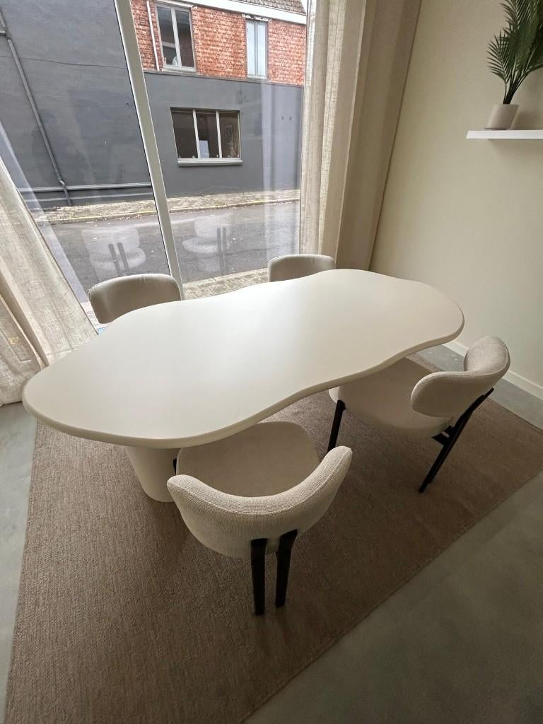 Organisch Beton Look Eettafel Beige, Huis en Inrichting, Ophalen, Overige materialen, 100 tot 150 cm, 200 cm of meer