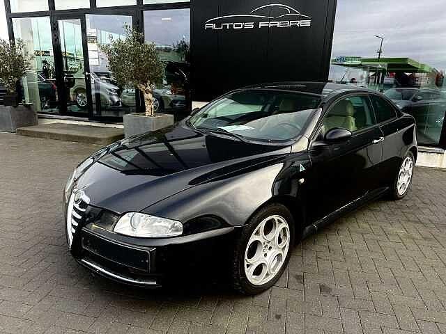Alfa Romeo GT 1.8i TS Progression Black Line Leder, Beige, 102 kW, Zwart, Particulier