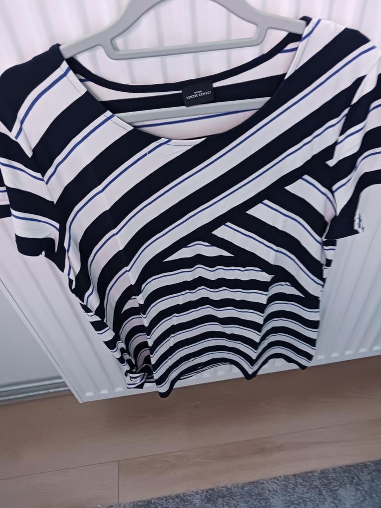 Nieuwe t-shirt merk C&A te koop. M 44, Kleding | Dames, T-shirts, Ophalen, Blauw, Maat 42/44 (L), Nieuw