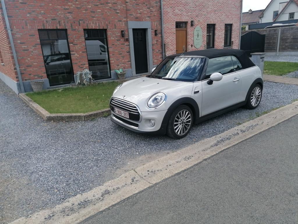 Mini cooper cabrio, Autos, Mini, Particulier, Cabrio, ABS, Phares directionnels, Régulateur de distance, Airbags, Air conditionné