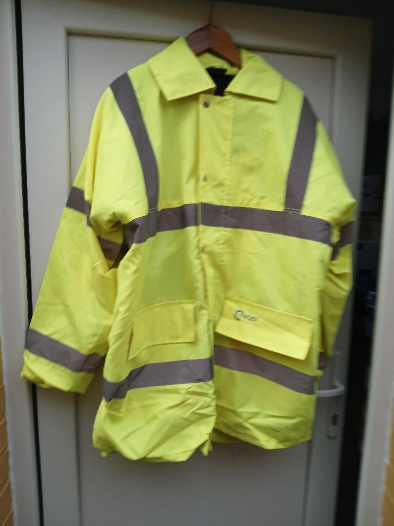 Veiligheidsjas, Ophalen, Zo goed als nieuw
