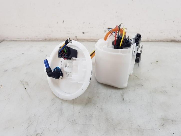 BRANDSTOFPOMP ELECT. BMW X5 (G05) (01-2018/03-2023), Auto-onderdelen, Brandstofsystemen, BMW, Gebruikt