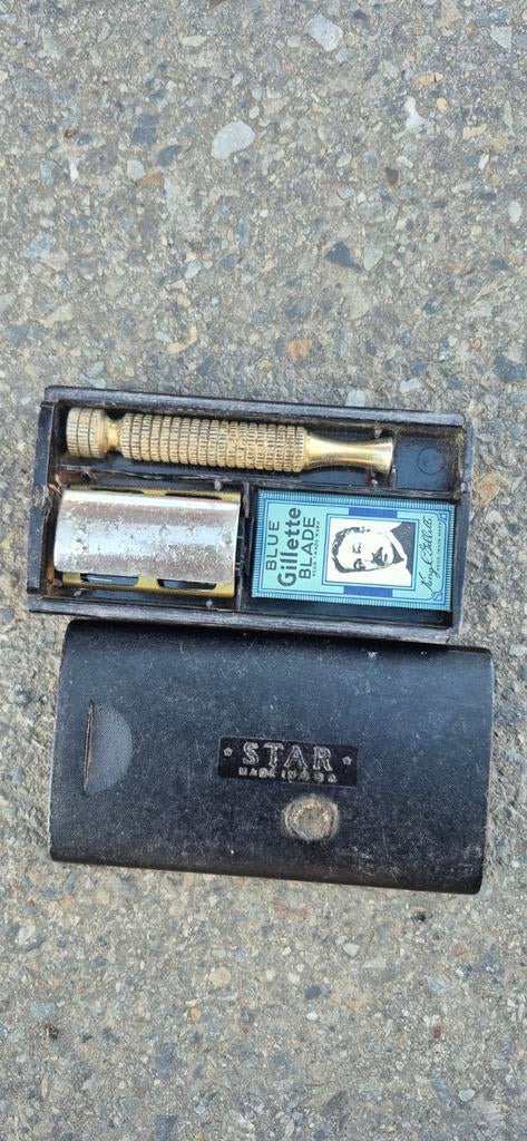 Ancien rasoir Gilette, Enlèvement ou Envoi