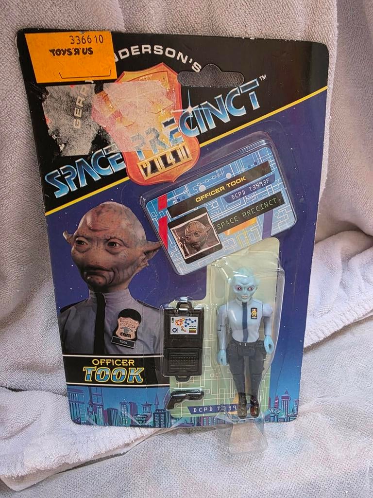 Gerry Anderson's Space Precinct 2040  Officer Took, produite
