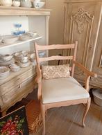 Gestoffeerde stoel in hout, Antiek en Kunst, Ophalen