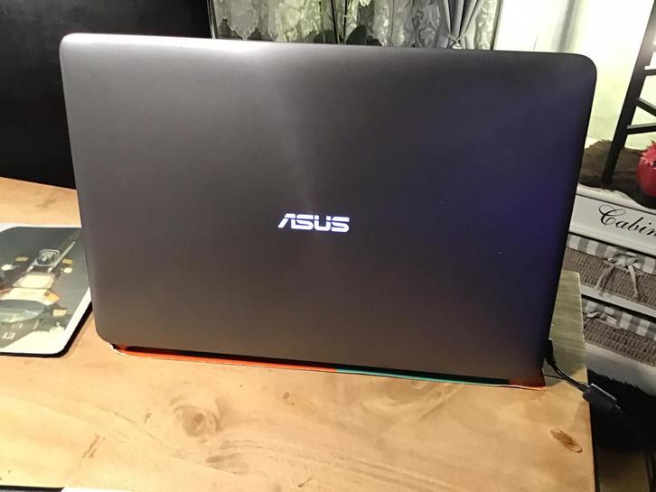 Laptop Asus i7 scherm 19”, Computers en Software, Windows Laptops, Gebruikt, Ophalen