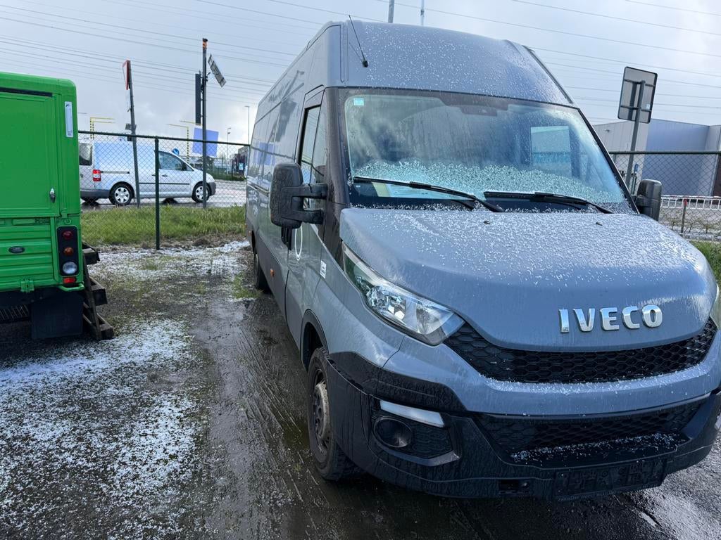 Iveco daily 35s17 l4, Auto's, Bestelwagens en Lichte vracht, Bedrijf, Iveco, BTW verrekenbaar, Ophalen