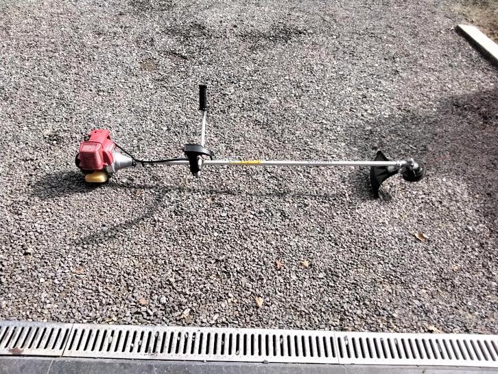 Débroussailleuse honda, Jardin & Terrasse, Débroussailleuses, Comme neuf, Enlèvement