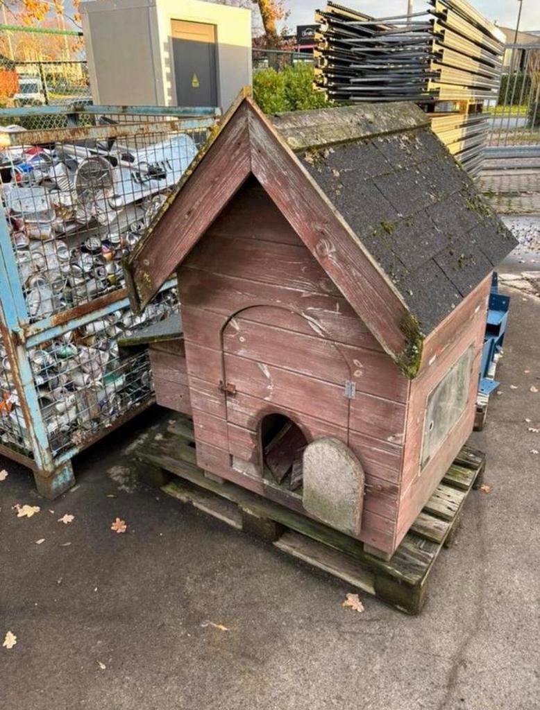 Groot kippenhok op te knappen kiekenkot, Ophalen, Zo goed als nieuw