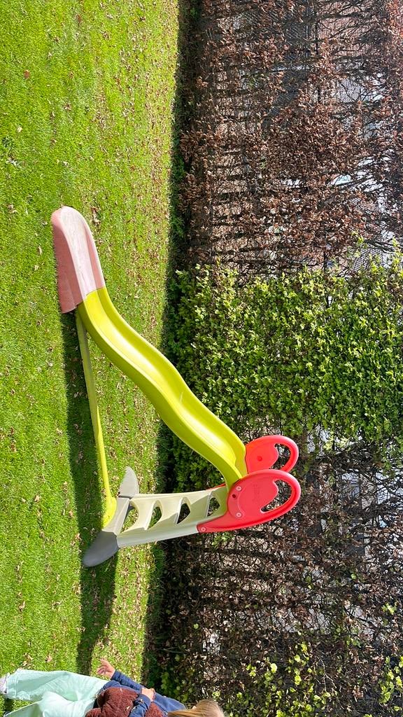 Smoby glijbaan met wateraansluiting, Kinderen en Baby's, Speelgoed | Buiten | Speeltoestellen, Ophalen, Zo goed als nieuw, Glijbaan