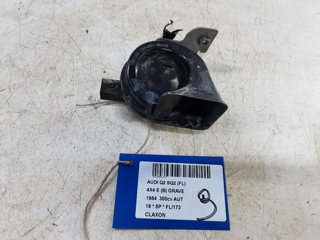 CLAXON Audi SQ2 SUV 2.0 TFSI 16V (DNUE) (01-2018/-), Gebruikt, Audi