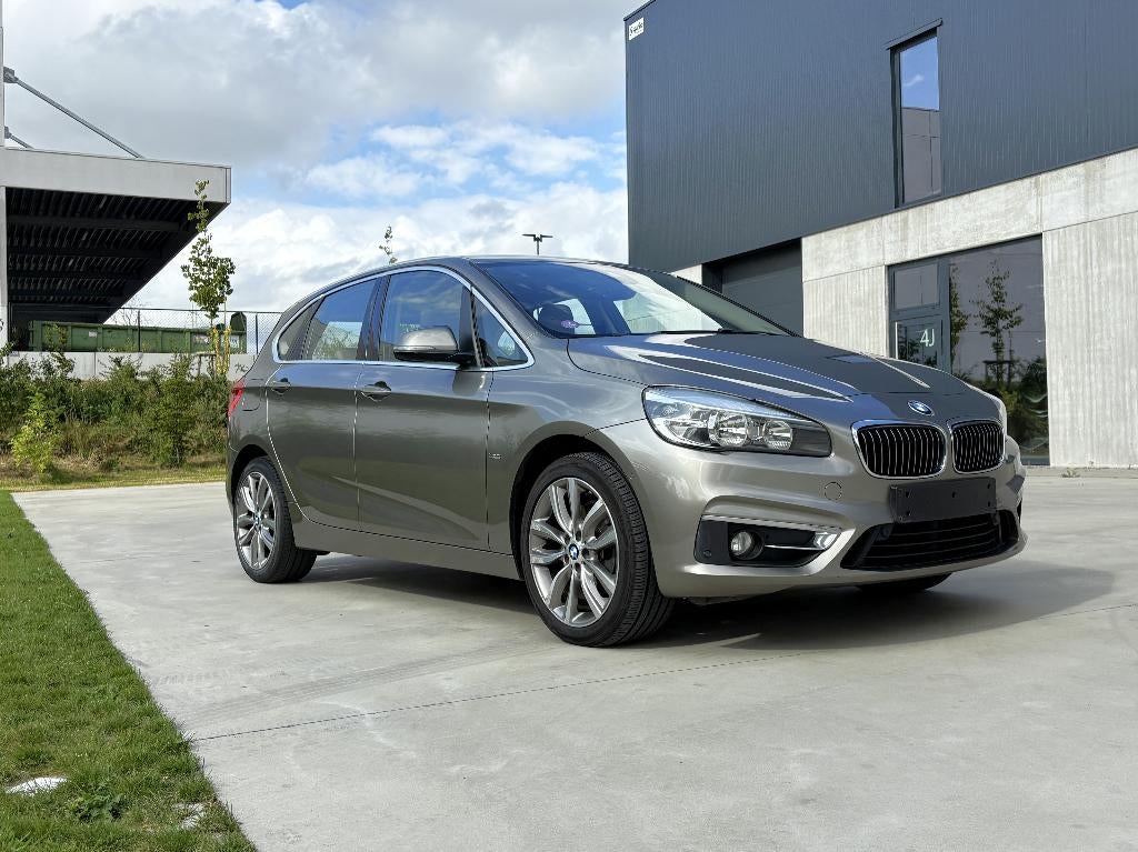 bmw active tourier 220 i   luxery, 1998 cc, Monovolume, Particulier, Onderhoudsboekje