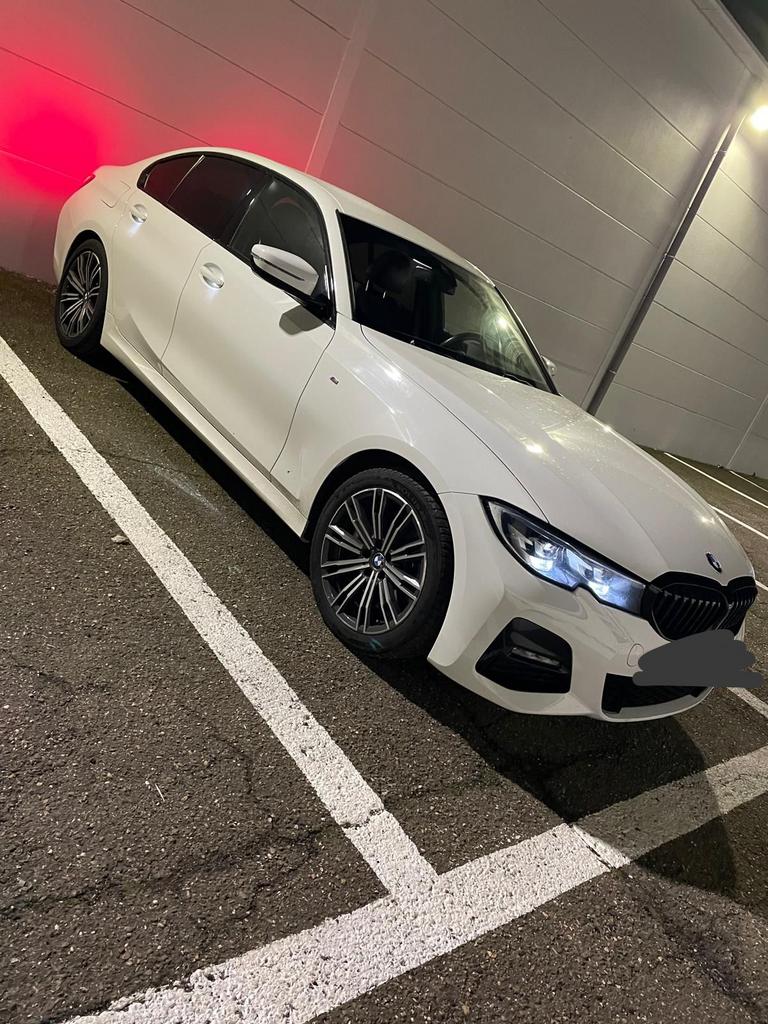 BMW 318 M pakket, Auto's, BMW, Automaat, Achterwielaandrijving, Wit, Leder