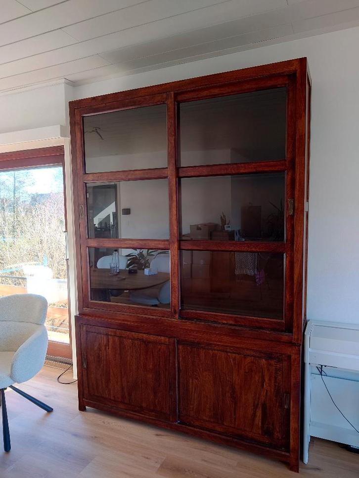Prachtige vitrinekast in massief mangohout, Huis en Inrichting, Kasten | Vitrinekasten, Zo goed als nieuw, 200 cm of meer, 150 tot 200 cm
