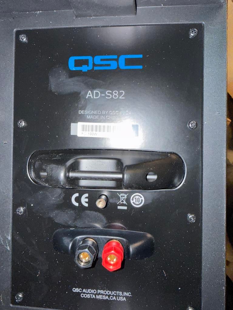 QSC AD-S82 luidprekers, Audio, Tv en Foto, Luidsprekerboxen, Ophalen, Gebruikt, Overige merken