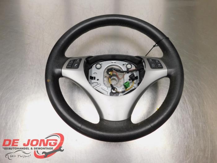 Volant d'un BMW 1-Serie, Autos : Pièces & Accessoires, Commande, -, 3 mois de garantie, Utilisé, -