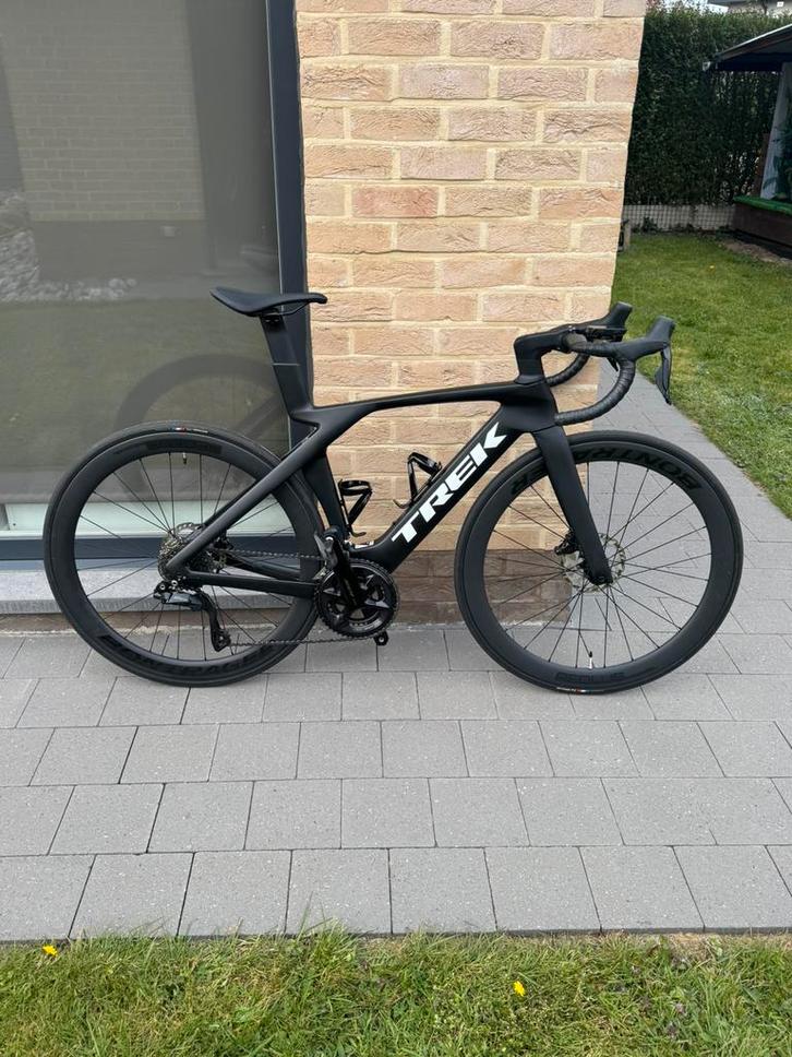 Trek Madone SL6 Mat zwart, Vélos & Vélomoteurs, Vélos | Vélos de course, Comme neuf, Carbone, Enlèvement