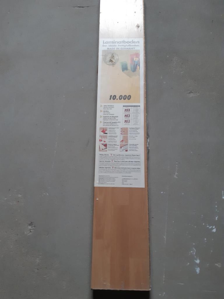 Stratifié, joli décor en bois, Maison & Meubles, Ameublement | Revêtements de sol, Neuf, Aggloméré, Beige, moins de 10 m², Enlèvement