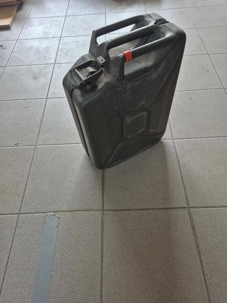 Jerrycan 20L, Ophalen, Gebruikt