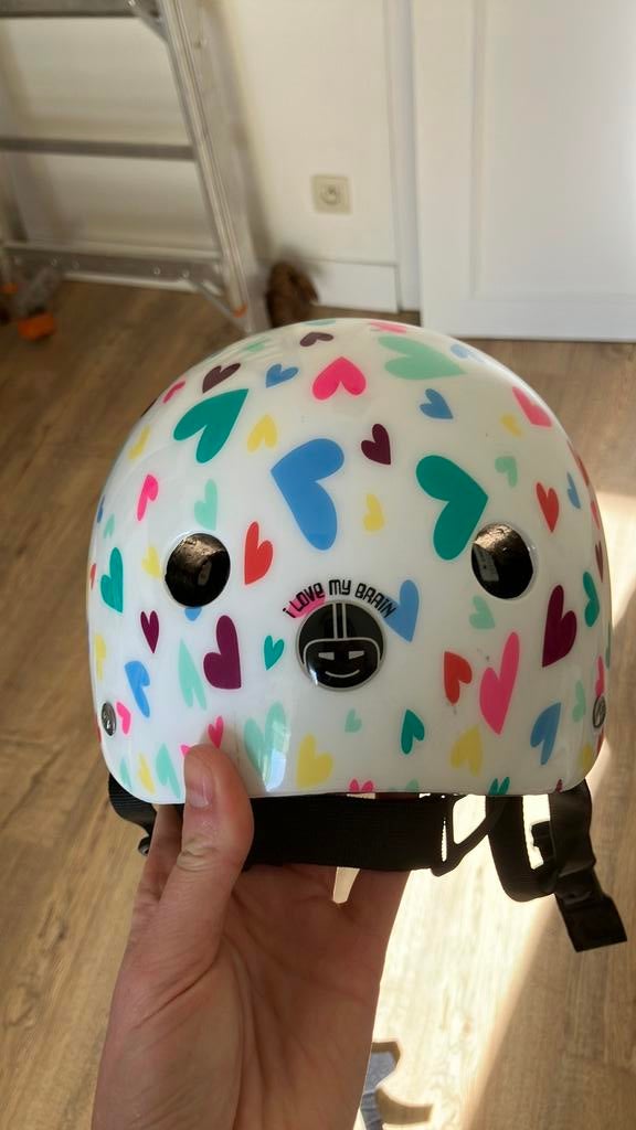 Fietshelm kleuter nutcase, Ophalen, Zo goed als nieuw