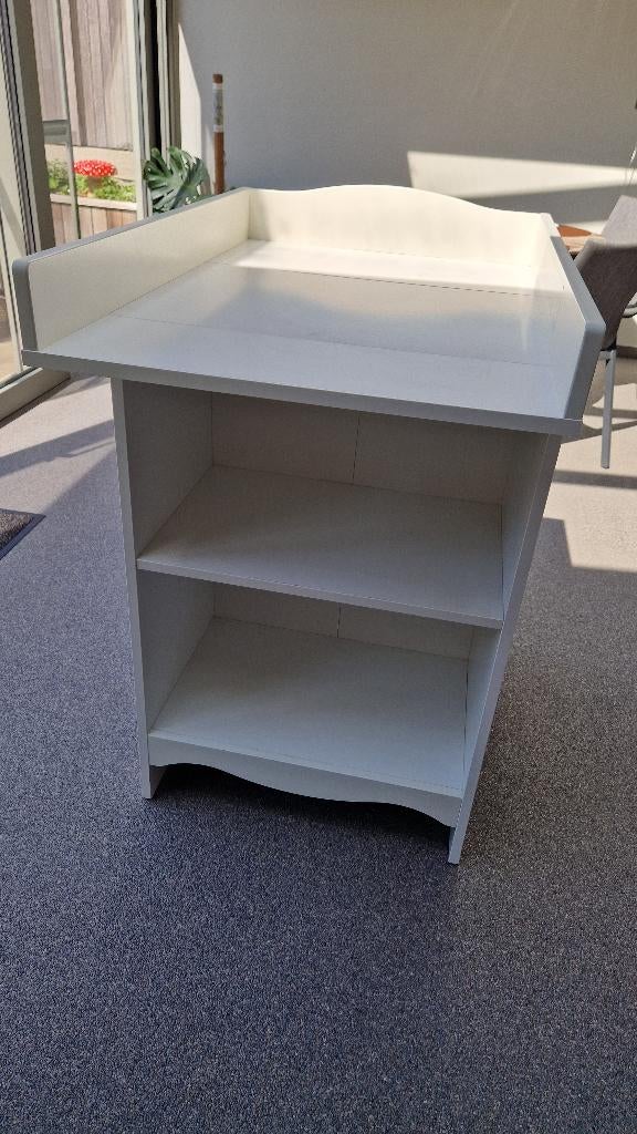 Commode verzorgingstafel Smaroga, Kinderen en Baby's, Kinderkamer | Commodes en Kasten, Zo goed als nieuw, Commode, 90 tot 105 cm