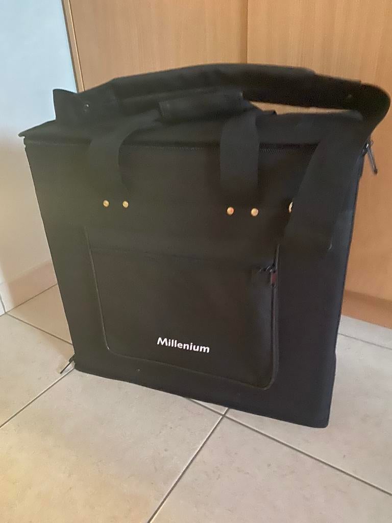 Millenium 4unit draag zak met extra, Muziek en Instrumenten, Ophalen, Nieuw, Speaker of Versterker, Flightcase