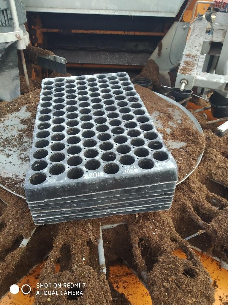 Zaaitray, Ophalen, Zo goed als nieuw, Kweekbak