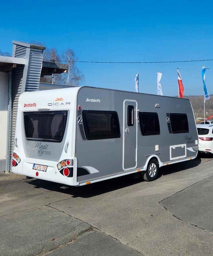 Caravan Dethleffs MAGIC EDITION 510DB, Caravans en Kamperen, Caravans, Particulier, tot en met 5, 1250 - 1500 kg, Rondzit, Dethleffs