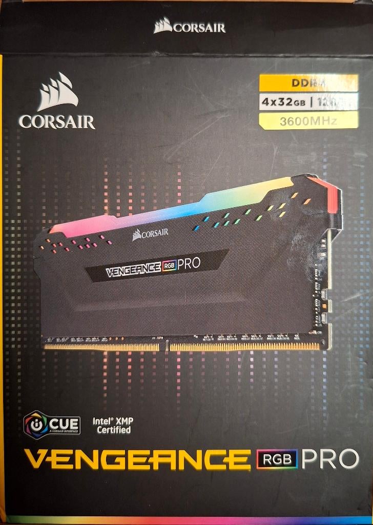 128GB DDR4 RGB Ram geheugen (4x32, Corsair, 3600 Mhz), Ophalen, DDR4, Zo goed als nieuw, 128 GB